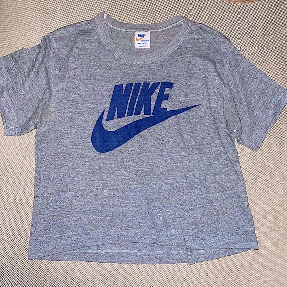Vintage RARE Nike Tshirt - Picture 2 of 5